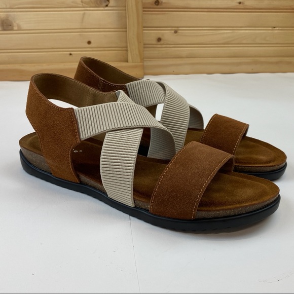 David Tate Sandals NIB Tan Brown & Cream Suede size 10.5M 10.5 10 1/2 NWT - Picture 1 of 11